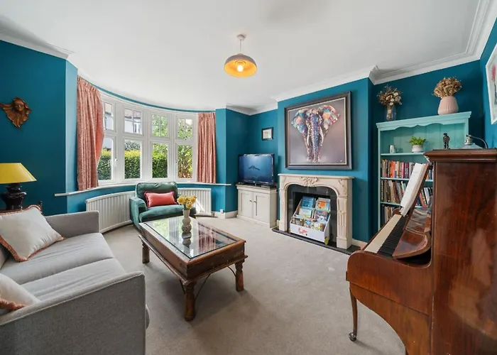 A Delightful 4-Bedroom Home With A Private Garden