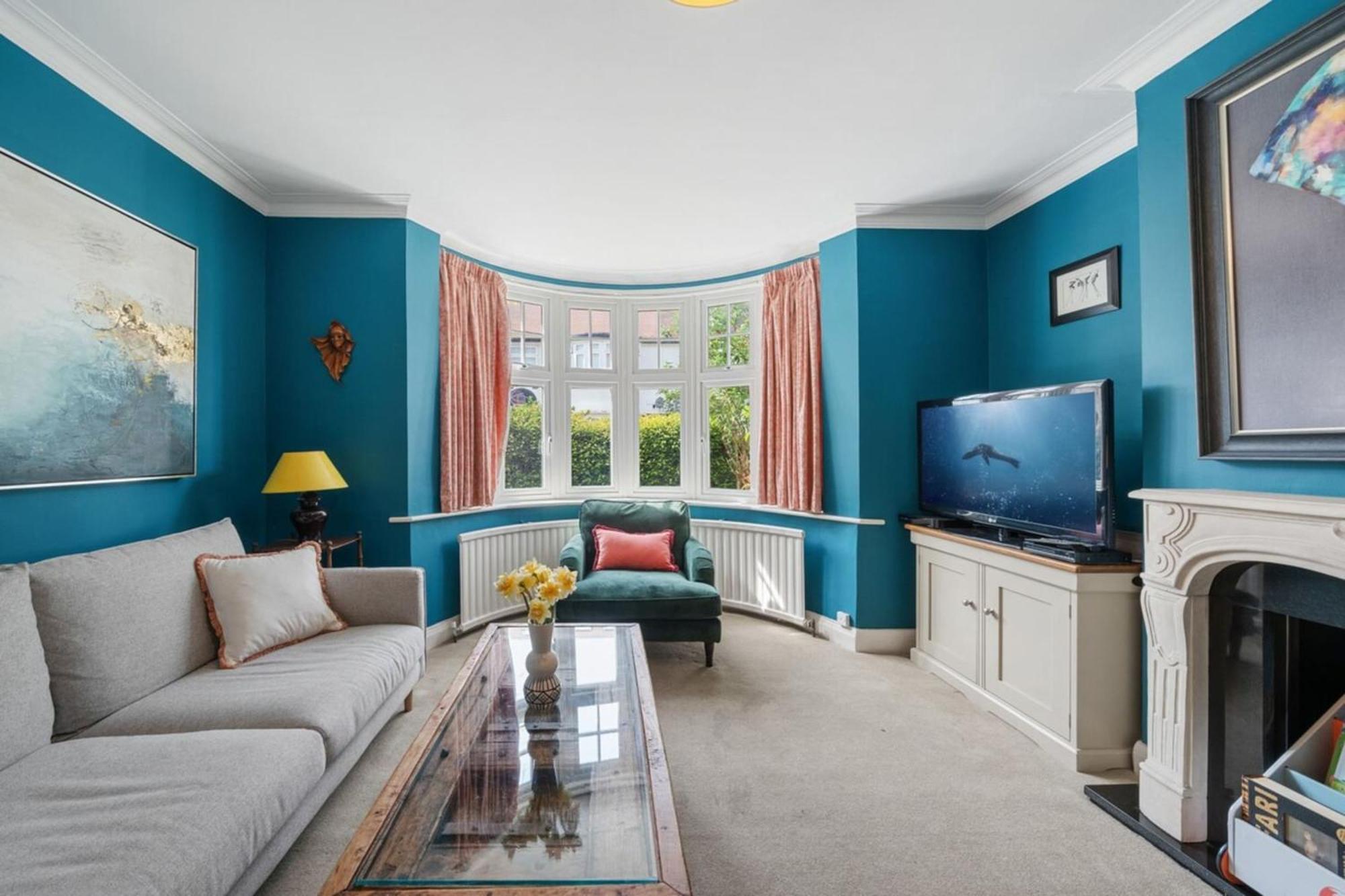 Appartamento A Delightful 4-bedroom With A Private Garden Londra